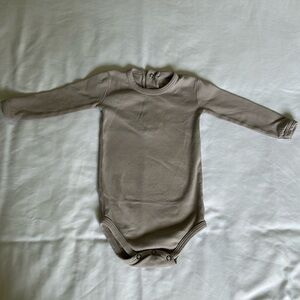 L’ovedbaby Organic Long-Sleeve Bodysuit